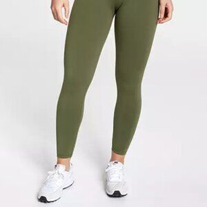 CALIA Women’s Core Essential 7/8 Leggings in Dark Olive New w/ Tags Size Medium